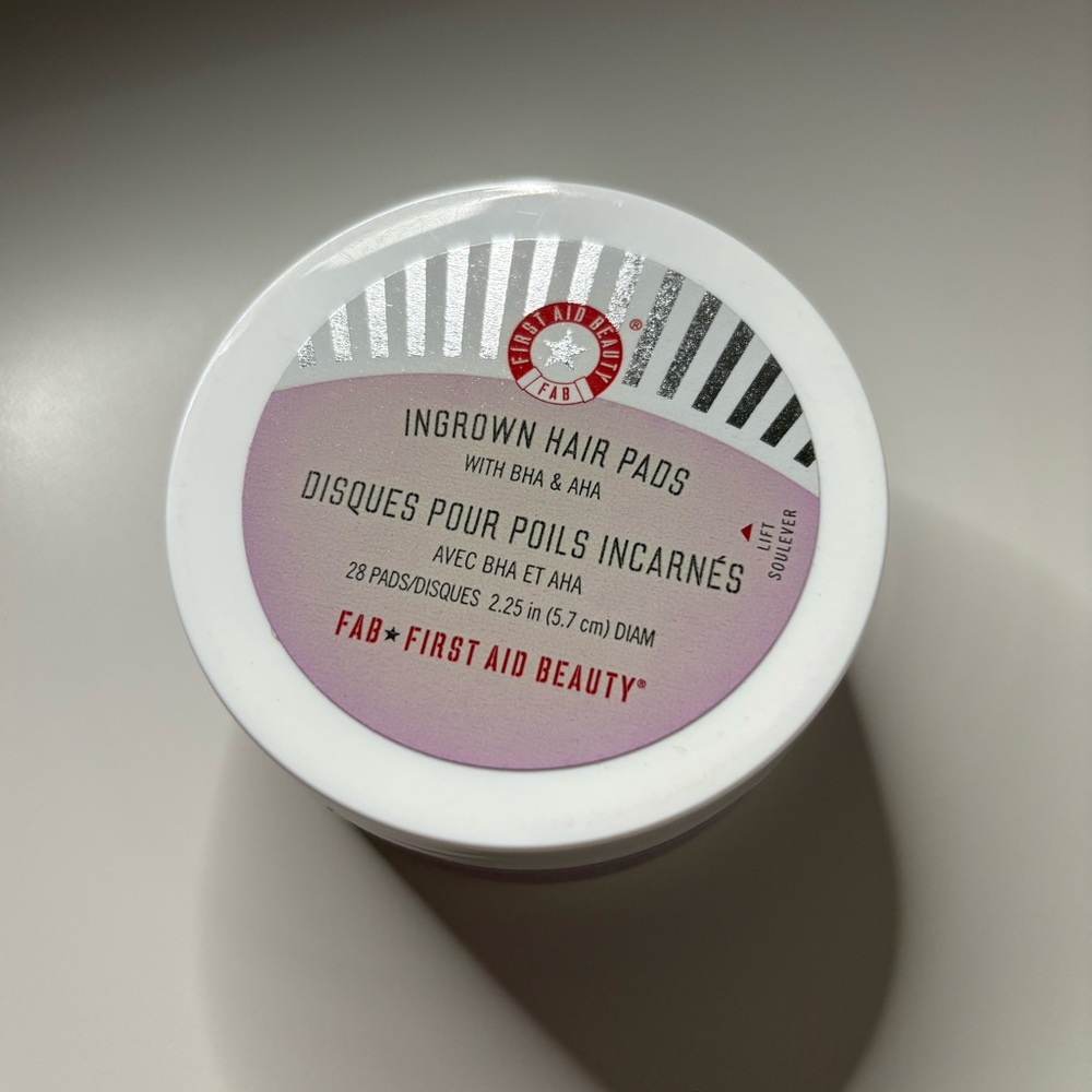 First Aid Beauty Ingrown Hair Pads 💜